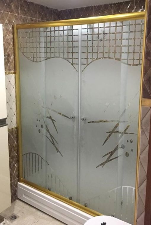 Gold Profil Desenli Cam Duşakabin Gold Profil Desenli Cam Duşakabin